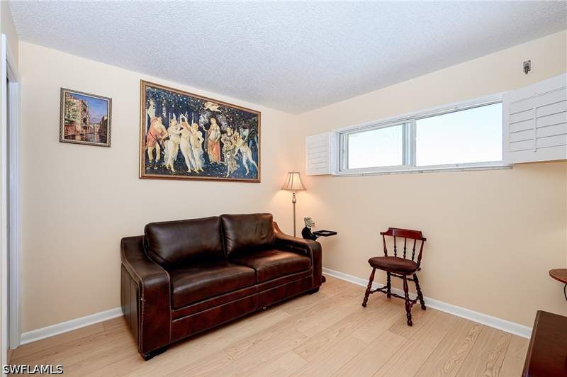 2 bedroom Condominium at 1100 8th Ave S 309C, Marina Manor, Naples — photo 5