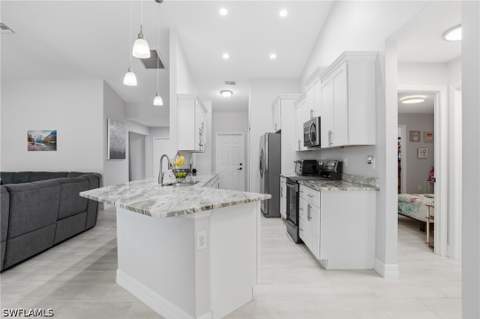 2907 18th St SW, Lehigh Acres FL - photo 18 of 47