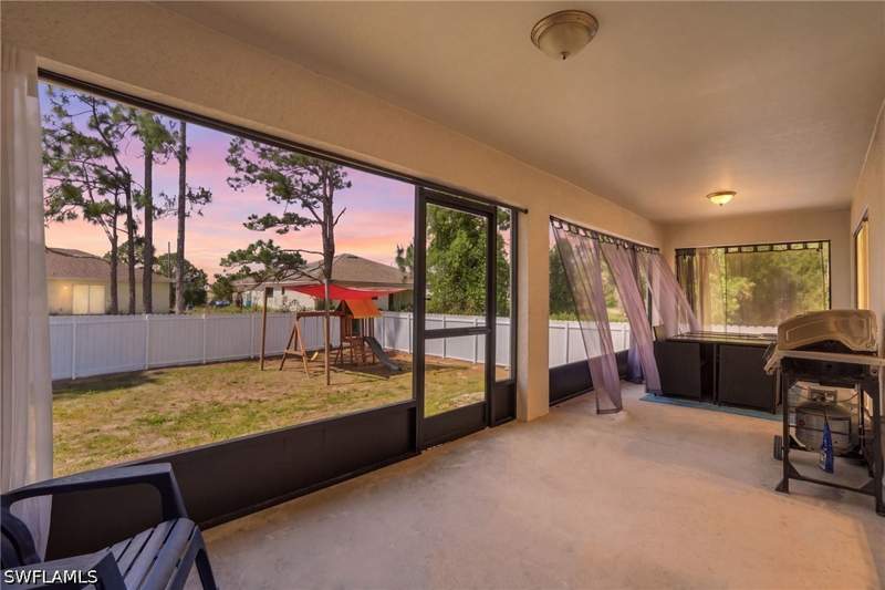3 bedroom SingleFamilyResidence at 2907 18th St SW, Lehigh Acres, Lehigh Acres — photo 4