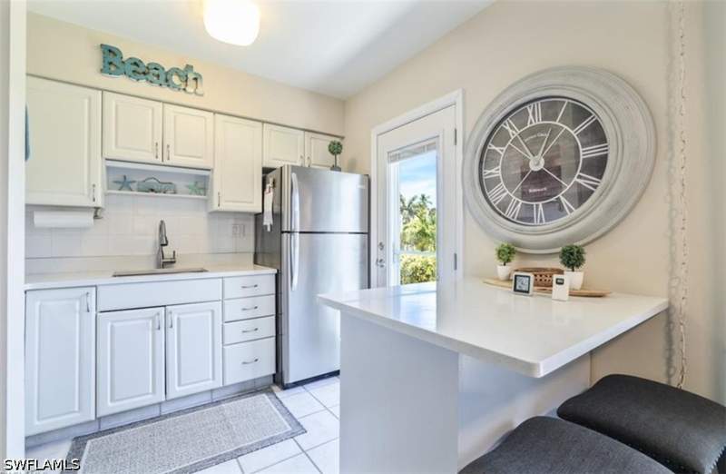 2 bedroom Condominium at 240 N Collier Blvd F1, Seabreeze Apts, Marco Island — photo 5