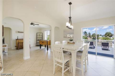 2534 NE 20th Ct, Cape Coral FL - photo 10 of 45