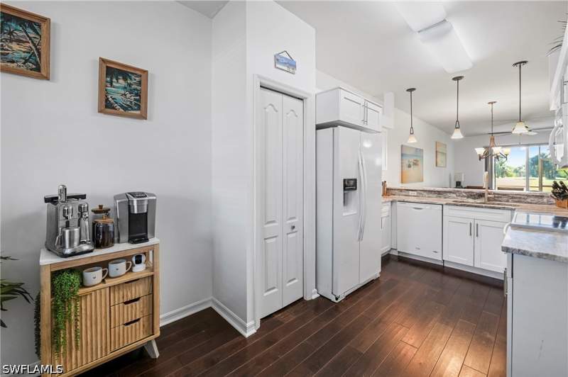 2 bedroom Condominium at 21321 Lancaster Run 614, Stoneybrook, Estero — photo 3