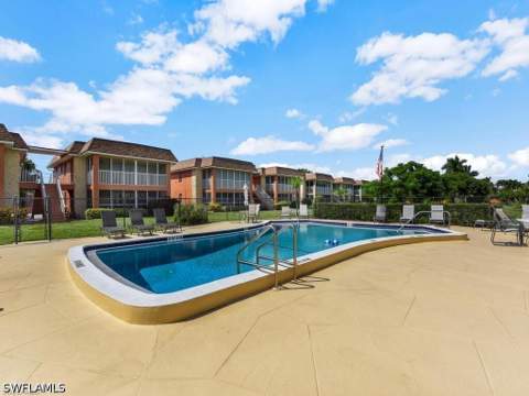 1400 Pompei Ln 42, Naples FL - photo 17 of 17