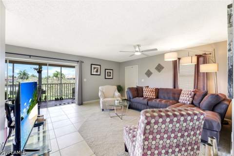 1400 Pompei Ln 42, Naples FL - photo 7 of 17