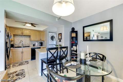 1400 Pompei Ln 42, Naples FL - photo 8 of 17