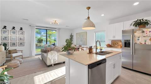 14135 Oviedo Pl, Fort Myers FL - photo 6 of 41