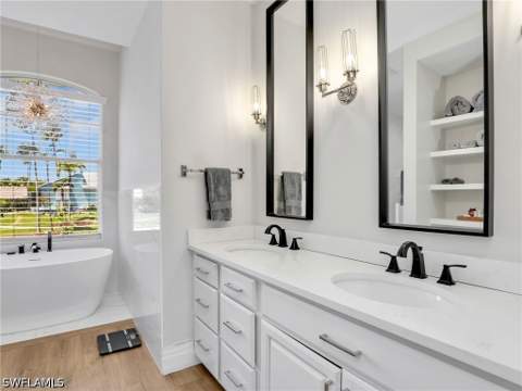 419 Spinnaker Dr, Marco Island FL - photo 11 of 39