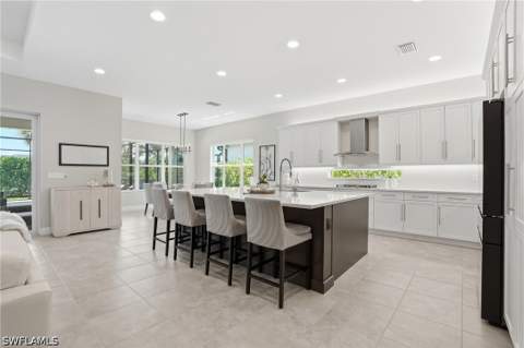 11644 Periwinkle Dr, Naples FL - photo 9 of 45