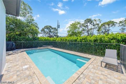 3552 Hibiscus Ave, Naples FL - photo 23 of 24