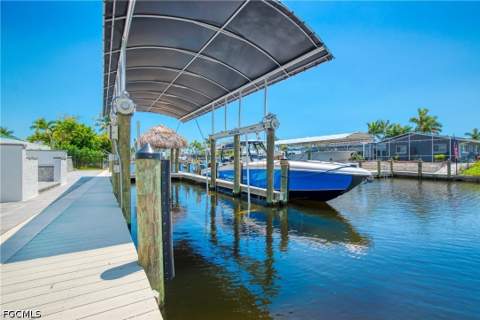 5326 Bayshore Ave, Cape Coral FL - photo 15 of 50