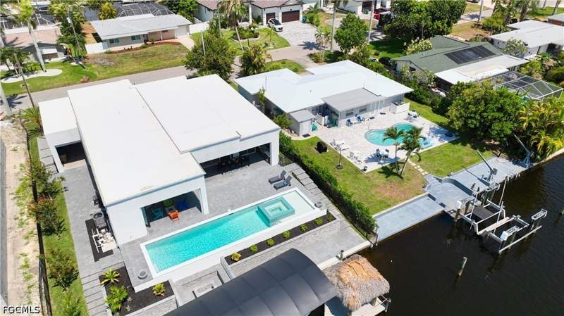 3 bedroom SingleFamilyResidence at 5326 Bayshore Ave, Cape Coral, Cape Coral — photo 5