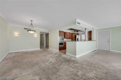 222 Harbour Dr 301, Naples FL - photo 13 of 33