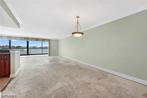 222 Harbour Dr 301, Naples FL - photo 14 of 33