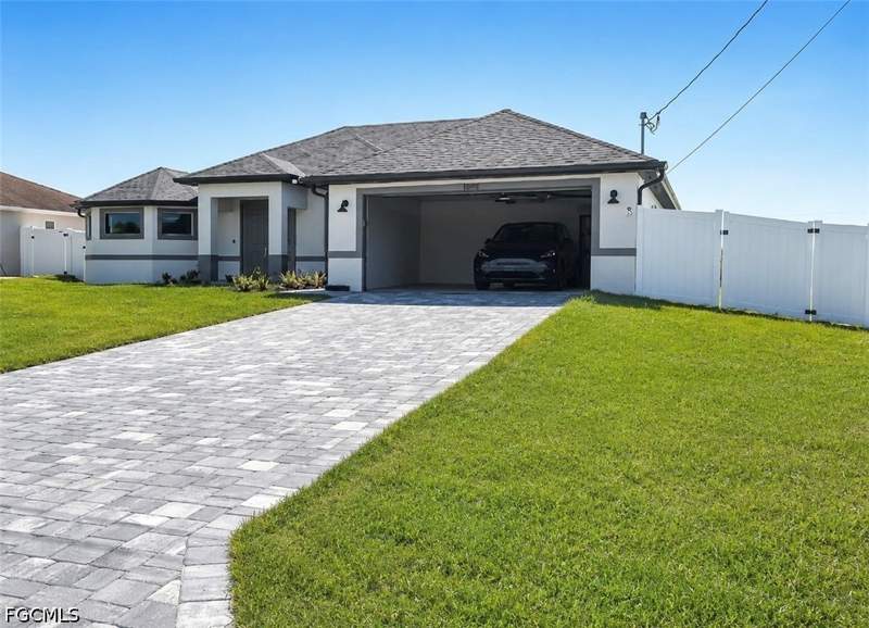 4 bedroom SingleFamilyResidence at 1008 NW 12th Ave, Cape Coral, Cape Coral — photo 3