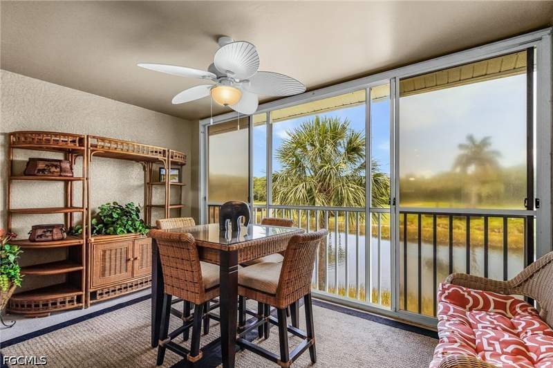 2 bedroom Condominium at 10440 Wine Palm Rd 5625, Twin Lakes, Fort Myers — photo 2