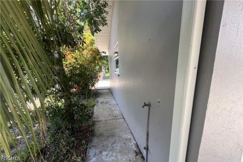 703 Monterey Ave, Cape Coral FL - photo 15 of 18