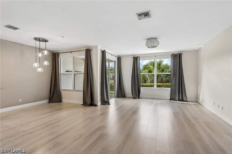3 bedroom Townhouse at 1410 Mariposa Cir 102, Mariposa, Naples — photo 3