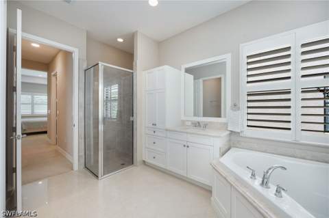 13736 Luna Dr, Naples FL - photo 15 of 37