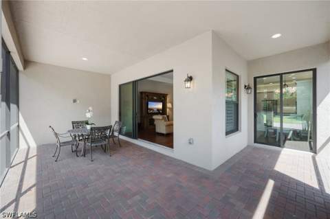 13736 Luna Dr, Naples FL - photo 22 of 37
