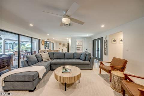 1022 Lindgren Blvd, Sanibel FL - photo 8 of 50