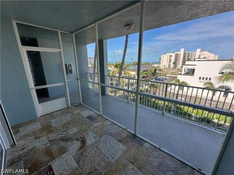 22748 Island Pines Way 302, Fort Myers Beach FL - photo 8 of 48