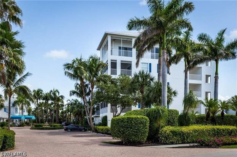 2 bedroom Condominium at 160 Palm St 308, Olde Marco Inn, Marco Island — photo 2