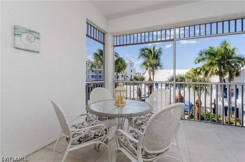 2 bedroom Condominium at 160 Palm St 308, Olde Marco Inn, Marco Island — photo 4