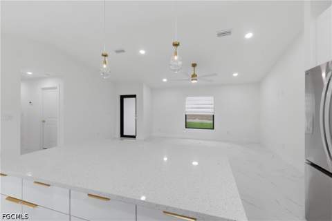 2201 NE 10th Pl, Cape Coral FL - photo 14 of 35
