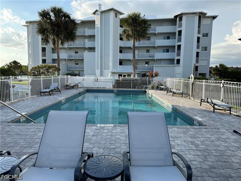 2 bedroom Condominium at 4541 Bay Beach Ln 341, Royal Pelican Townhouse, Fort Myers Beach — photo 2