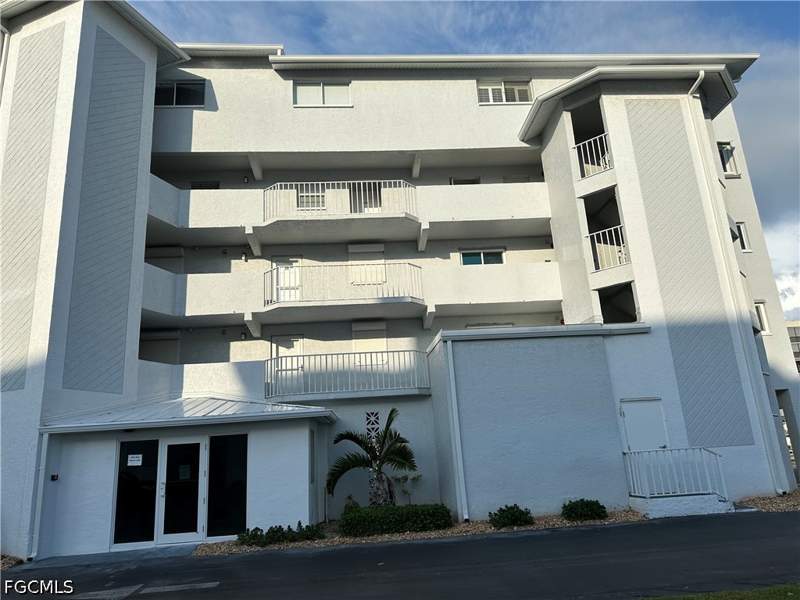 2 bedroom Condominium at 4541 Bay Beach Ln 341, Royal Pelican Townhouse, Fort Myers Beach — photo 5