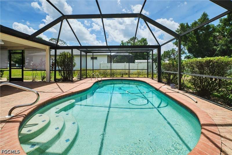 4 bedroom SingleFamilyResidence at 16571 Marc Allen Dr, Daughtreys Creek, North Fort Myers — photo 2