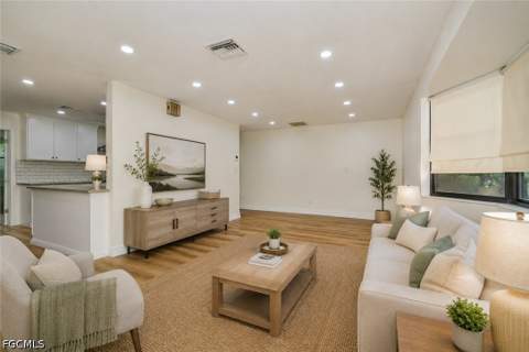 16571 Marc Allen Dr, North Fort Myers FL - photo 6 of 36