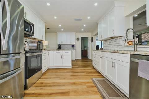 16571 Marc Allen Dr, North Fort Myers FL - photo 8 of 36