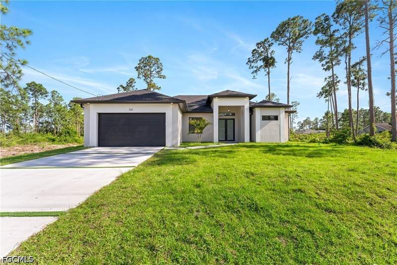 4 bedroom SingleFamilyResidence at 722 Phelps St E, Lehigh Acres, Lehigh Acres — photo 2