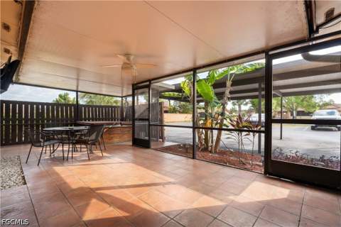 6414 Royal Woods Dr, Fort Myers FL - photo 7 of 40