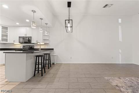 6414 Royal Woods Dr, Fort Myers FL - photo 8 of 40