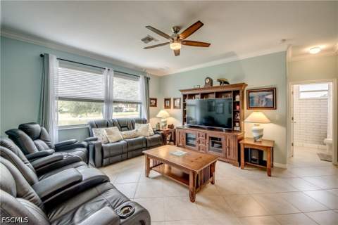 3613 Valle Santa Cir, Cape Coral FL - photo 16 of 48