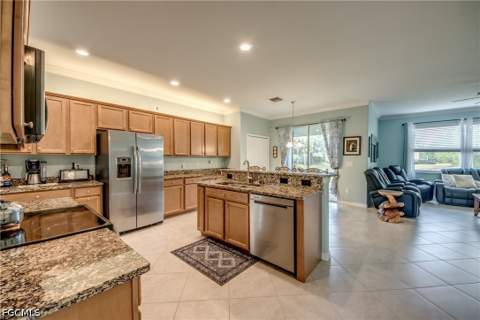3613 Valle Santa Cir, Cape Coral FL - photo 8 of 48
