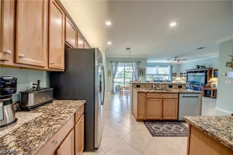 3613 Valle Santa Cir, Cape Coral FL - photo 9 of 48