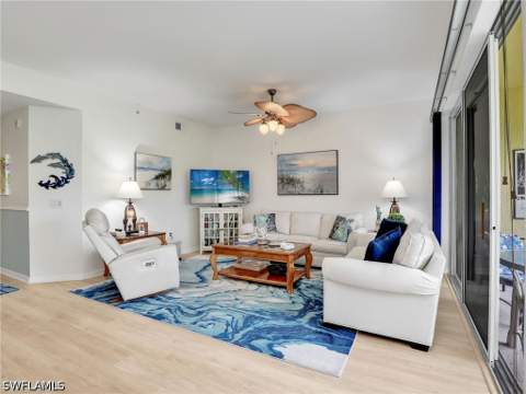 6816 Sterling Greens Pl 1103, Naples FL - photo 12 of 39