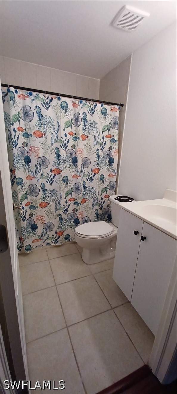 3 bedroom SingleFamilyResidence at 2330 Della Dr, Naples Farm Sites, Naples — photo 4