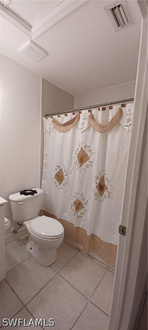 2330 Della Dr, Naples FL - photo 9 of 15
