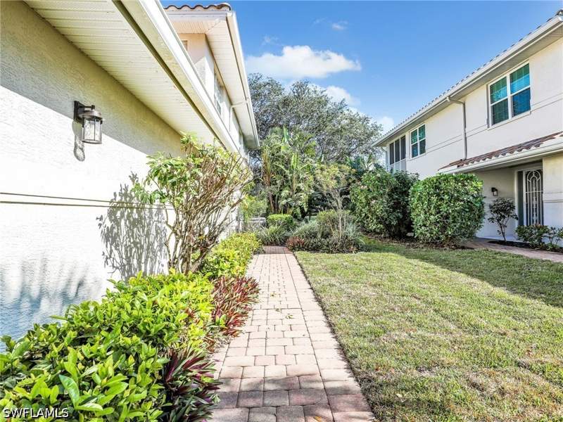 2 bedroom Condominium at 25051 Ballycastle Ct 102, Southbridge, Bonita Springs — photo 4