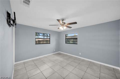 2085 E Tobago Cir, Fort Myers FL - photo 16 of 32
