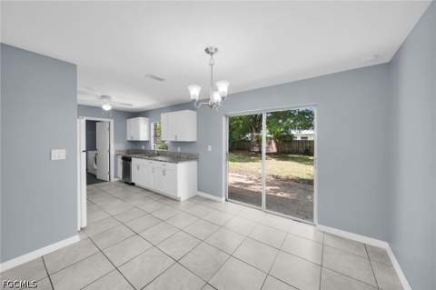 2085 E Tobago Cir, Fort Myers FL - photo 8 of 32