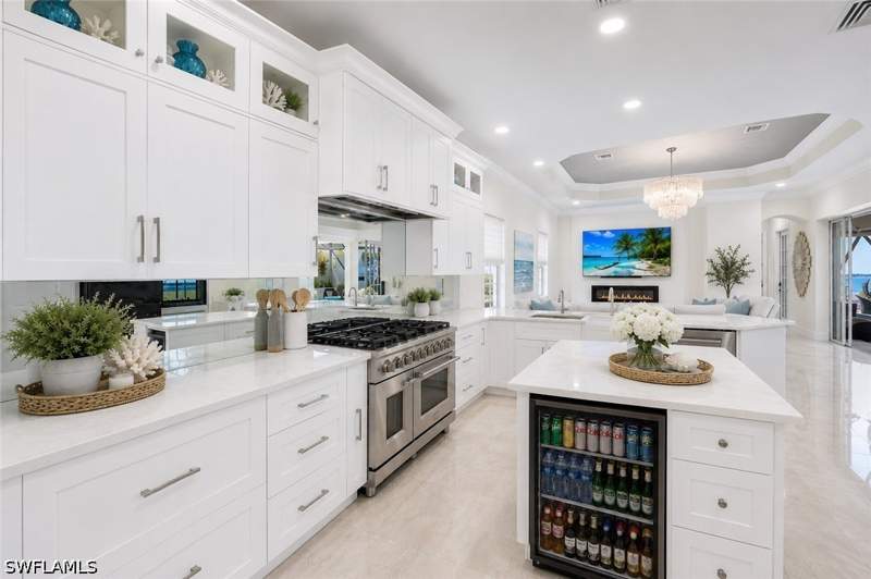 5 bedroom SingleFamilyResidence at 22660 Fairlawn Ct, Woodmont, Estero — photo 5