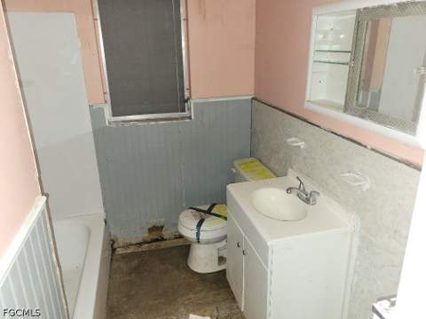 1270 Pinecrest St, North Fort Myers FL - photo 8 of 12