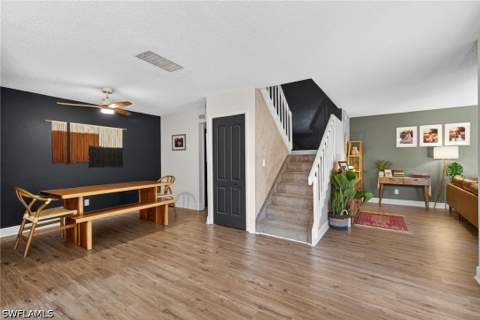 1466 Park Shore Cir 3, Fort Myers FL - photo 10 of 27