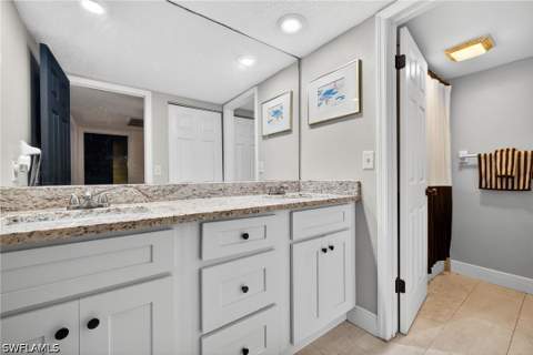 1466 Park Shore Cir 3, Fort Myers FL - photo 21 of 27