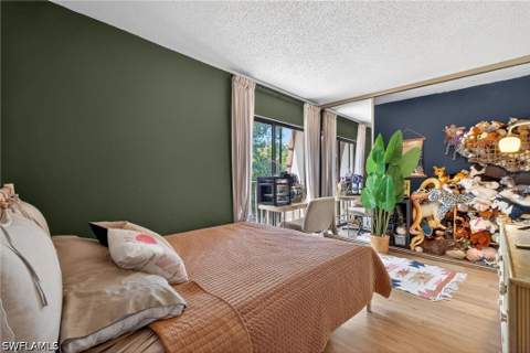 1466 Park Shore Cir 3, Fort Myers FL - photo 22 of 27